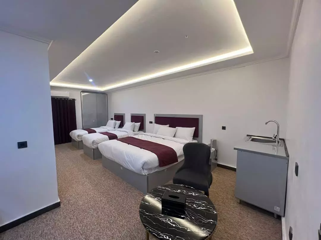 Alibaba https://cdn.alibaba.ir/ostorage/hotel-accommodation-images/6ab25607acd371bfb1355096_اتاق چهارتخته VIP.webp